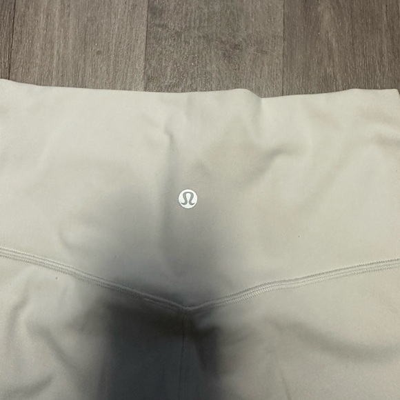 🤍🧁Lululemon Set🧁🤍 - Picture 6 of 7